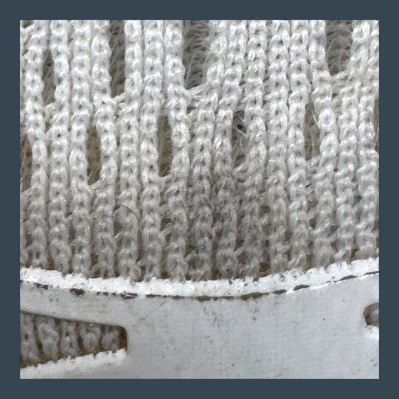 Brooks Adrenaline GTS 19 Shoes Womens 7 WIDE Running Sneakers Athletic White SEE - Picture 4 of 15